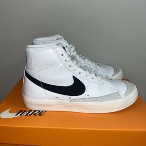 W Nike Blazer Mid '77